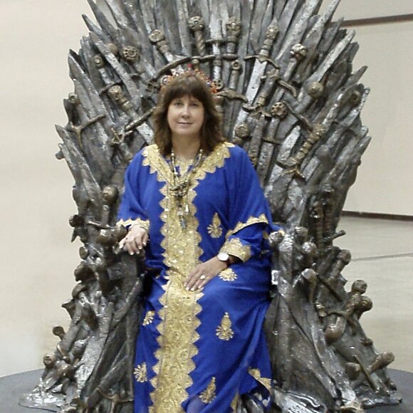 Meet your Posher, Sharon - Picture 4 of 15